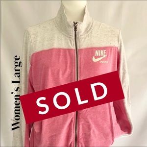 ♦️SOLD♦️Women’s Organic cotton Nike Jacket